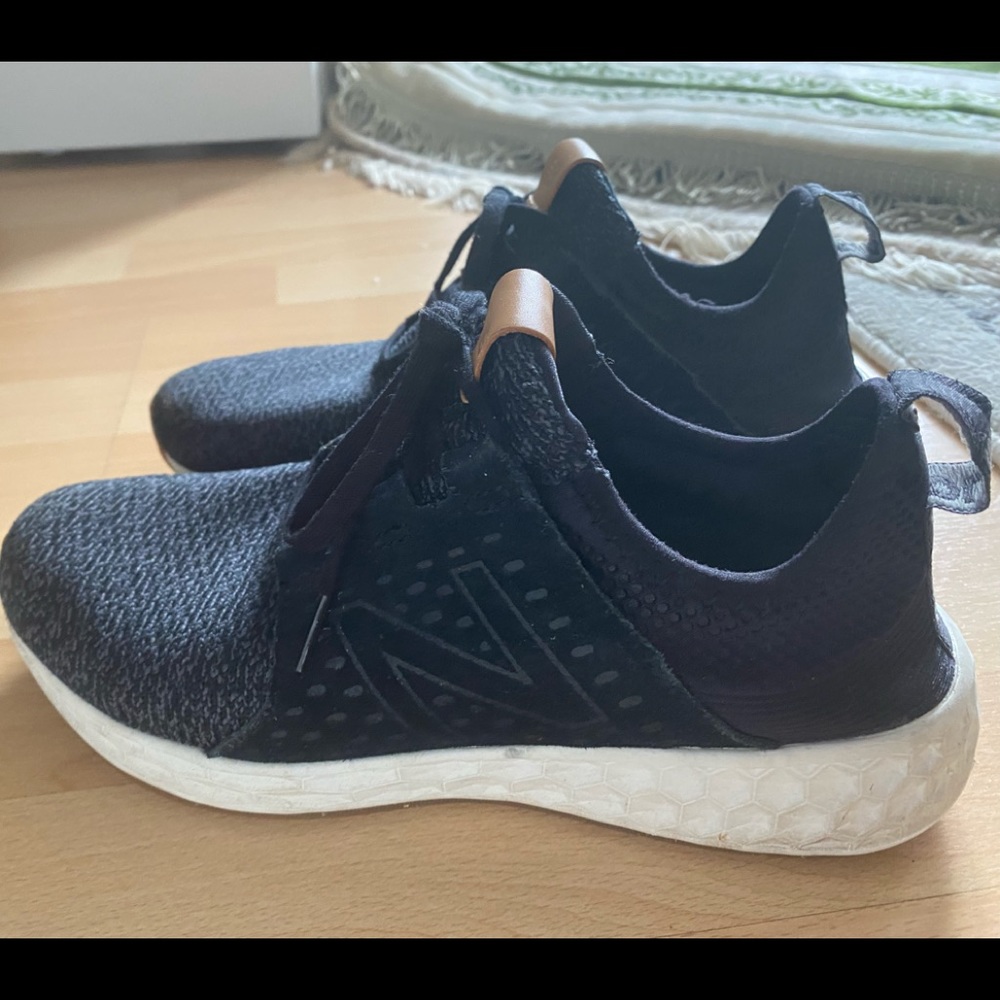 Great condition new balance sneakers